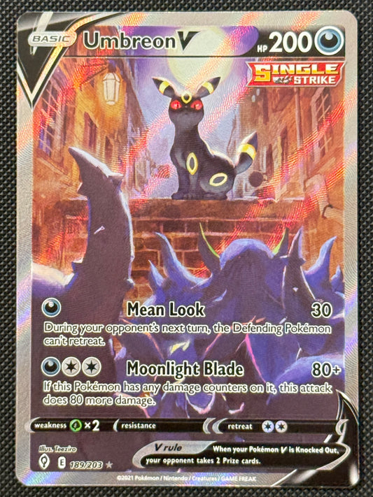 Umbreon V 189/203 Evolving Skies NM