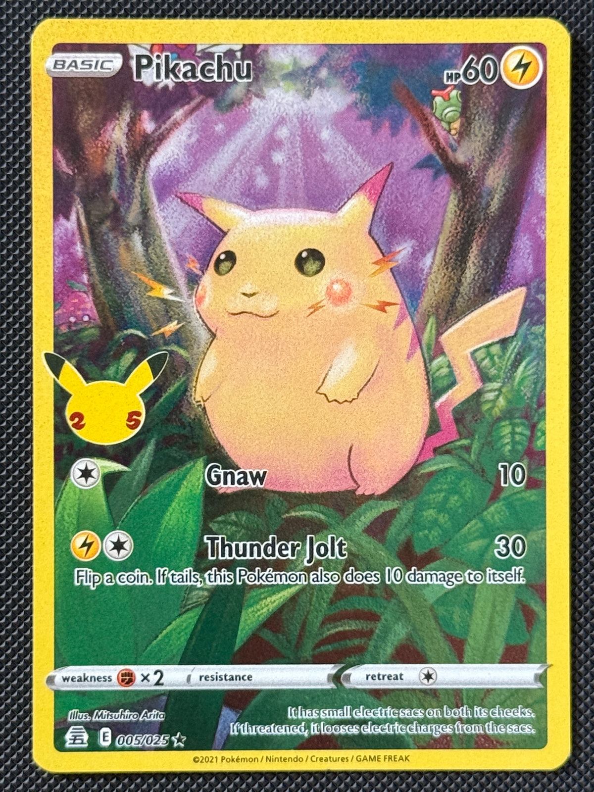Pikachu 005/025 Celebrations NM